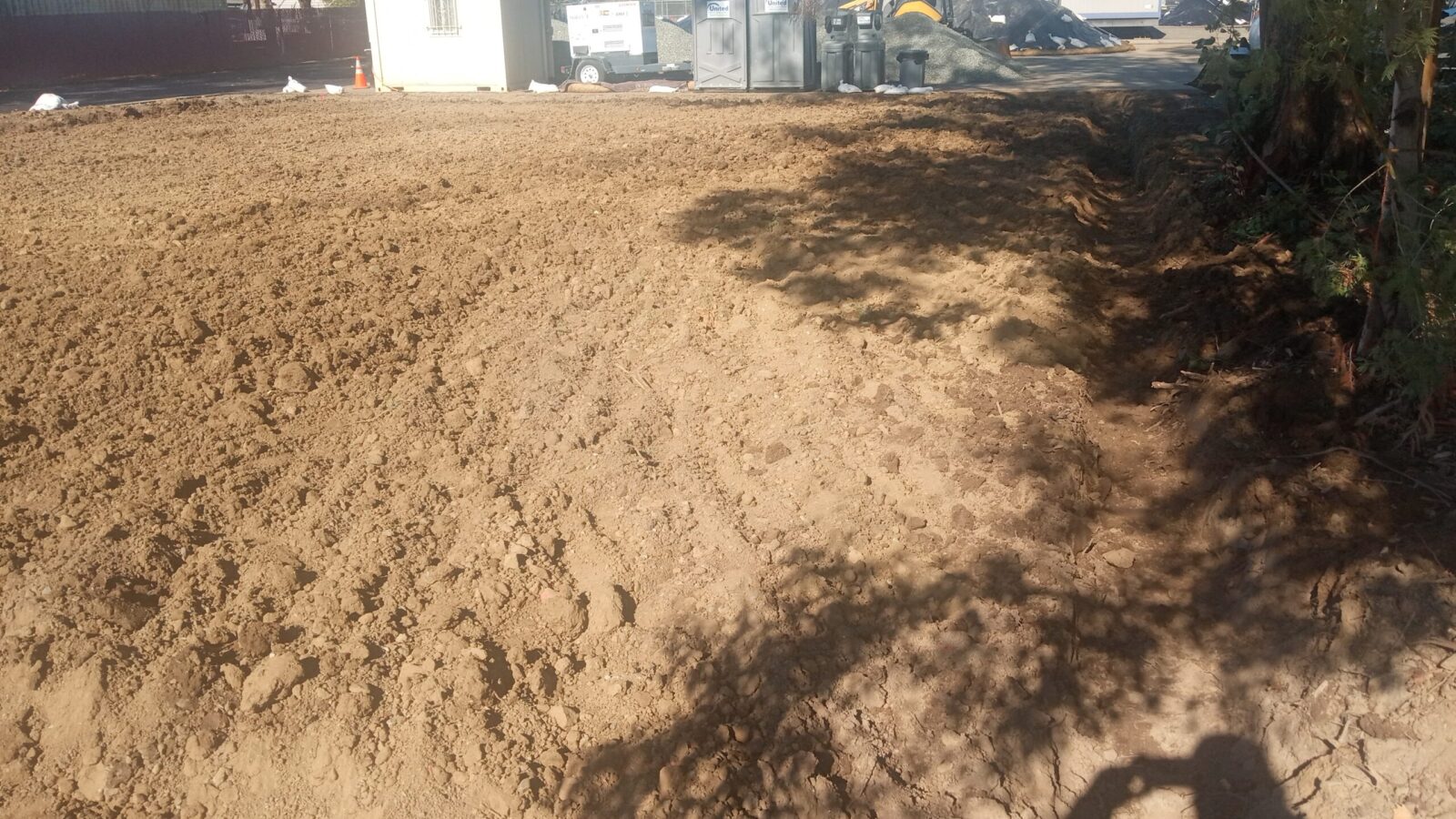 Deep-bury traffic-rated tank installation progress PG&E Solano County