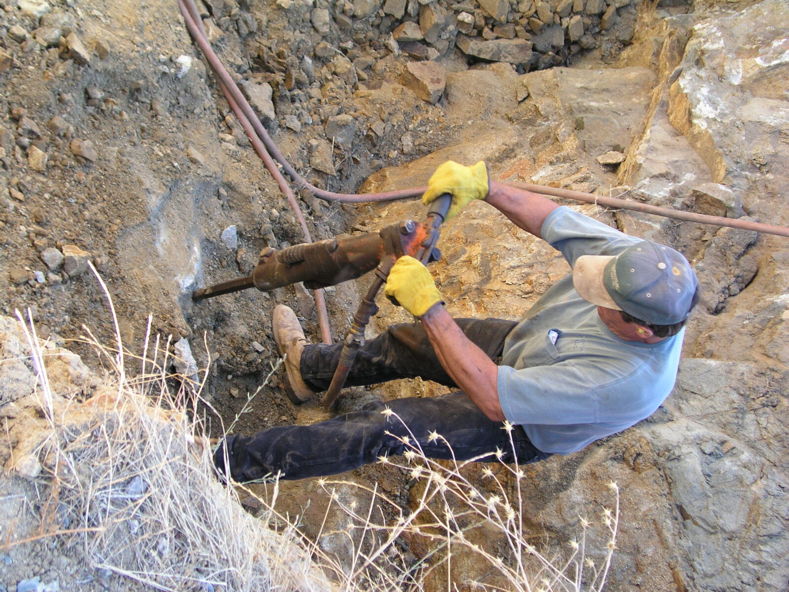 Hoot septic system construction progress Ophir California 2007