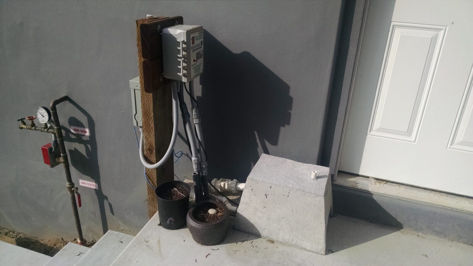 Traffic-rated Hoot septic system installed under driveway Santa Cruz California